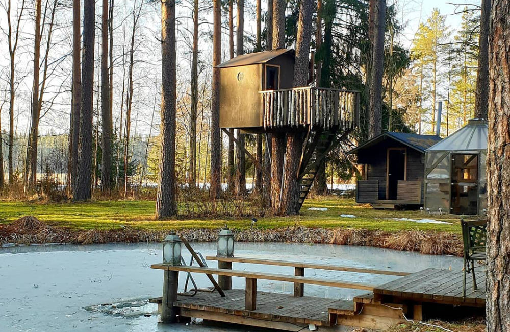 Saunování ve Finsku - Sauna na stromě nedaleko Humppila