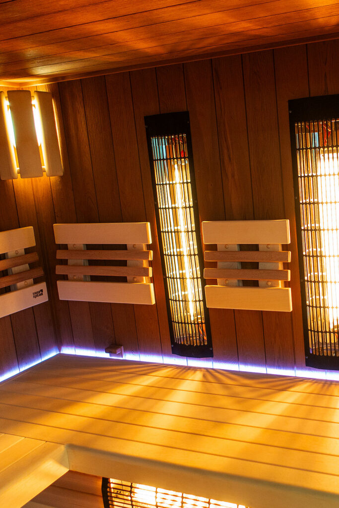 Privátní sauna Native se 3 zážitky v jedné kabině