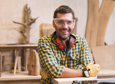 Truhlář pro výrobu saun nedaleko Říčan Truhlář pro výrobu saun nedaleko Říčan