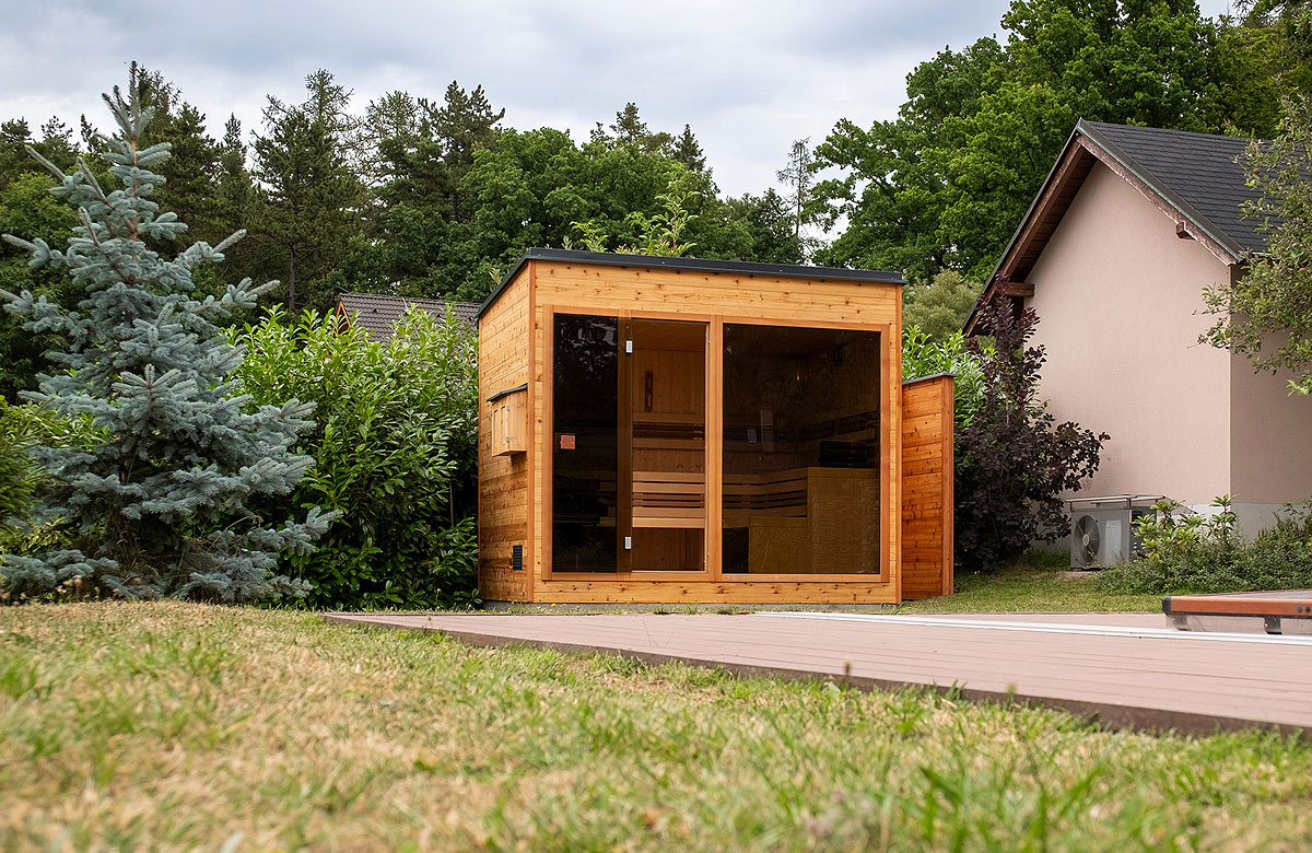 Venkovní sauna Native u Simony Krainové